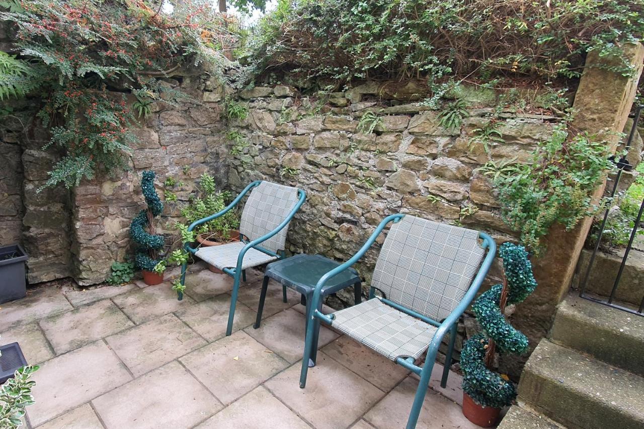 Hope Cottage, Great Longstone 外观 照片