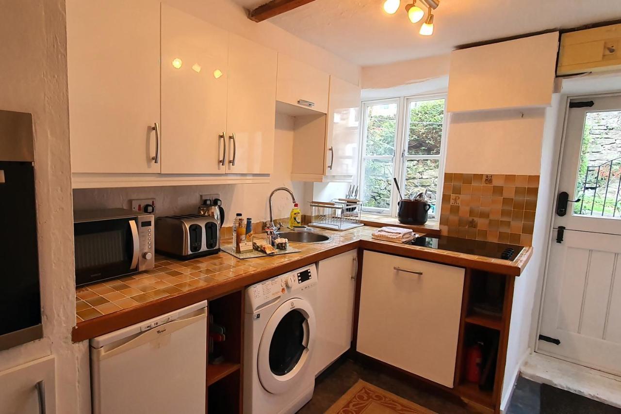 Hope Cottage, Great Longstone 外观 照片
